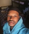 Dating Man South Africa to CAPTOWN : Jaures, 23 years